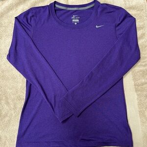 Long sleeve nike dri fit shirt